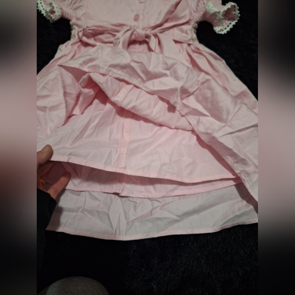 Adorable old fashioned toddler dress - Picture 3 of 9